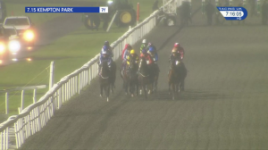 Video preview image for Kempton Park 19:15 - 32Red On The App Store Handicap (5)