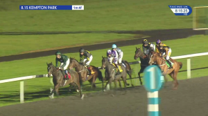 Video preview image for Kempton Park 20:15 - 32Red Amateur Riders' Handicap (4)
