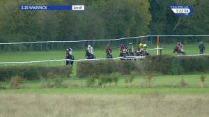 Video preview image for Warwick 15:20 - racinguk.com/freetrial Handicap Chase (4)
