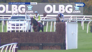 Video preview image for Kempton Park 15:30 - Weatherbys General Stud Book Online Graduation Chase (2)