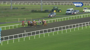 Video preview image for Kempton Park 16:10 - 32Red On The App Store Handicap (5)