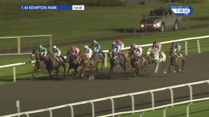 Video preview image for Kempton Park 19:40 - 32red.com Handicap (4)