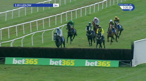 Video preview image for Ludlow 15:20 - 2018 Annual Membership Now Available Novices' Handicap Chase (4)