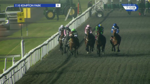 Video preview image for Kempton Park 19:10 - 100% Profit Boost At 32redsport.com Fillies' Handicap (5)