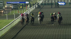 Video preview image for Kempton Park 19:40 - 32red.com Handicap (6)
