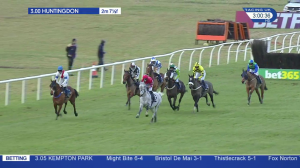 Video preview image for Huntingdon 15:00 - Kia Sportage Handicap Chase (5)
