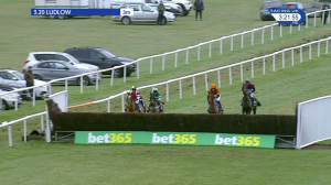 Video preview image for Ludlow 15:20 - Roa/Racing Post Owners Jackpot Racing Excellence 'Hands and Heels' Handicap Chase (Conditional Jockeys and Amateur Riders) (4)