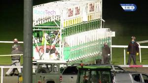 Video preview image for Kempton Park 20:45 - 32Red Casino Handicap (5)