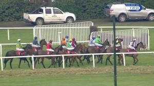 Video preview image for Sandown Park 13:20 - 32Red Handicap Chase (Qualifier) (3)