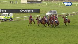 Video preview image for Wincanton 13:40 - Smarkets Novices' Handicap Chase (4)