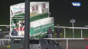 Video preview image for Kempton Park 19:15 - Racing UK In Glorious HD Handicap (5)