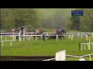 Video preview image for Wincanton 18:35 - Geoffrey Chichester Novices' Hurdle