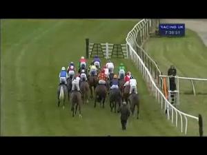 Video preview image for Perth 19:30 - Alan Normile Memorial Maiden Hurdle