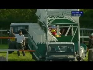 Video preview image for Catterick Bridge 19:35 - Follow Us On Facebook and Twitter Selling Stakes