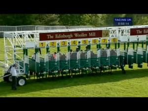 Video preview image for Carlisle 18:50 - Allan Estate Agents A Smooth Move Claiming Stakes