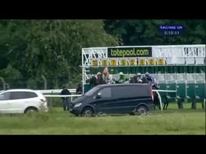 Video preview image for Nottingham 17:15 - Deal Or No Deal At totepool.com 'Hands and Heels' Apprentice Series Handicap