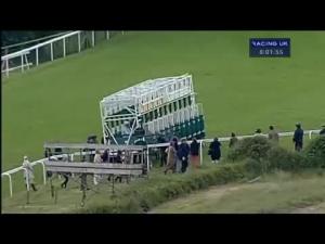 Video preview image for Goodwood 20:00 - Levy Restaurants Handicap