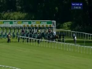 Video preview image for Haydock Park 14:20 - Bet365 Handicap