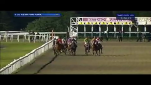 Video preview image for Kempton Park 21:20 - Thames Materials Handicap