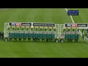 Video preview image for Catterick Bridge 17:30 - Yorkshire Radio Apprentice Handicap
