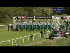Video preview image for Pontefract 15:20 - Graham Rock Memorial Handicap