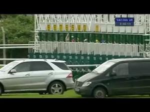 Video preview image for Nottingham 16:45 - Dg Taxis Getting You Home Safely Median Auction Maiden Stakes