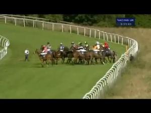 Video preview image for Market Rasen 17:05 - Oniz Tiptoes 100th Run Handicap Chase