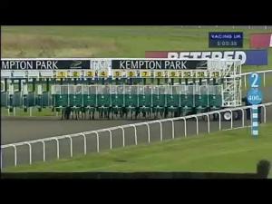 Video preview image for Kempton Park 17:00 - Olly Murs 17.08.2012 Fillies' Handicap