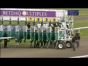 Video preview image for Kempton Park 17:35 - Win Big With Betdaq Multiples Apprentice Handicap