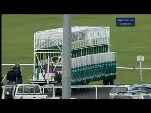 Video preview image for Kempton Park 18:20 - 32redbingo.com Nursery