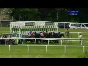 Video preview image for Sandown Park 16:00 - Piper Heidsieck Champagne & Levy Board Handicap