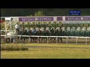 Video preview image for Kempton Park 18:30 - Back Or Lay At betdaq.com Nursery