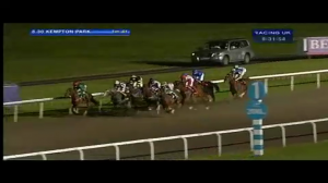 Video preview image for Kempton Park 20:30 - Mcarthurglen Designer Outlets Handicap