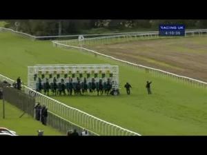 Video preview image for Thirsk 16:10 - Thirsk Racecourse Christmas Party Nights 29.95 Handicap (Div 1)