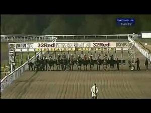 Video preview image for Kempton Park 19:40 - 32 Free At 32red.com Handicap