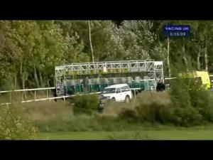 Video preview image for Pontefract 17:15 - Pontefract Park Apprentice Handicap