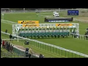 Video preview image for Warwick 17:45 - Betfair Prices On Betfair Mobile Amateur Riders' Handicap