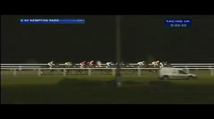 Video preview image for Kempton Park 18:40 - Betdaq Mobile Apps Claiming Stakes