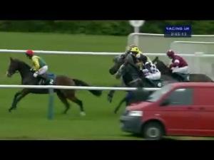 Video preview image for Cheltenham 14:45 - squareintheair.com Novices' Chase