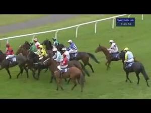 Video preview image for Kempton Park 14:45 - williamhill.com Beginners' Chase