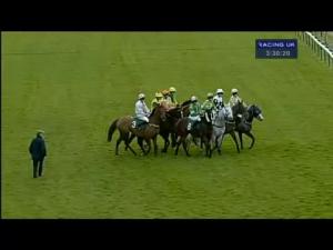 Video preview image for Warwick 15:30 - Racing UK Conditional Jockeys' Handicap Chase