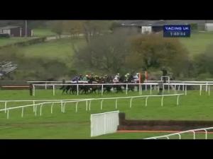 Video preview image for Wincanton 13:40 - Bet Totequadpot Text Tote To 89660 Mares' Handicap Hurdle