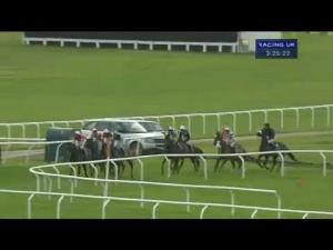 Video preview image for Cheltenham 15:25 - Neptune Investment Management Novices' Hurdle (Registered As The Hyde Novices' Hurdle) (Grade 2)