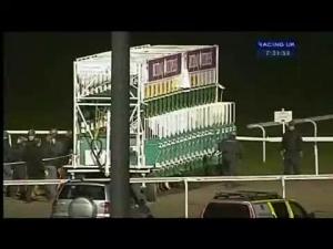 Video preview image for Kempton Park 19:30 - sportinglife.com Racing All Weather 'Hands and Heels' Apprentice Series Handicap
