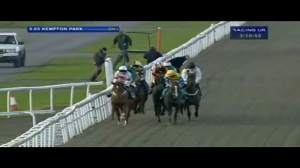 Video preview image for Kempton Park 15:05 - 32Red Casino 'Jumpers' Bumper' NH Flat Race