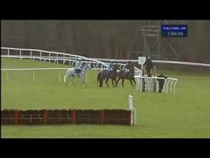 Video preview image for Exeter 13:00 - Harry Dutfield Memorial Novices' Chase