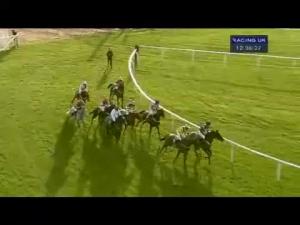 Video preview image for Aintree 12:35 - Betfred 'The Bonus King' Fillies' Juvenile Hurdle (Listed)