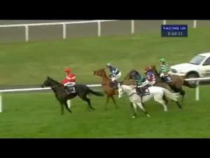 Video preview image for Kempton Park 14:40 - williamhill.com Desert Orchid Chase (Grade 2)