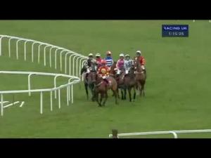 Video preview image for Sandown Park 13:15 - 32 Bonus At 32Red Casino Juvenile Hurdle