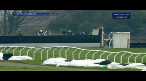 Video preview image for Wincanton 13:50 - Higos Insurance Services Glastonbury Handicap Hurdle